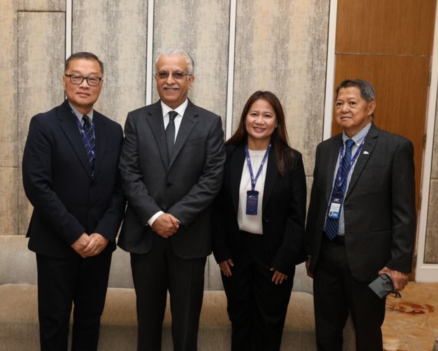 No photo description available.