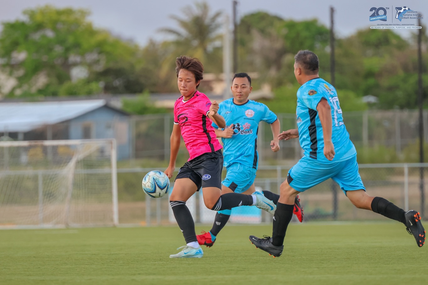 No photo description available.