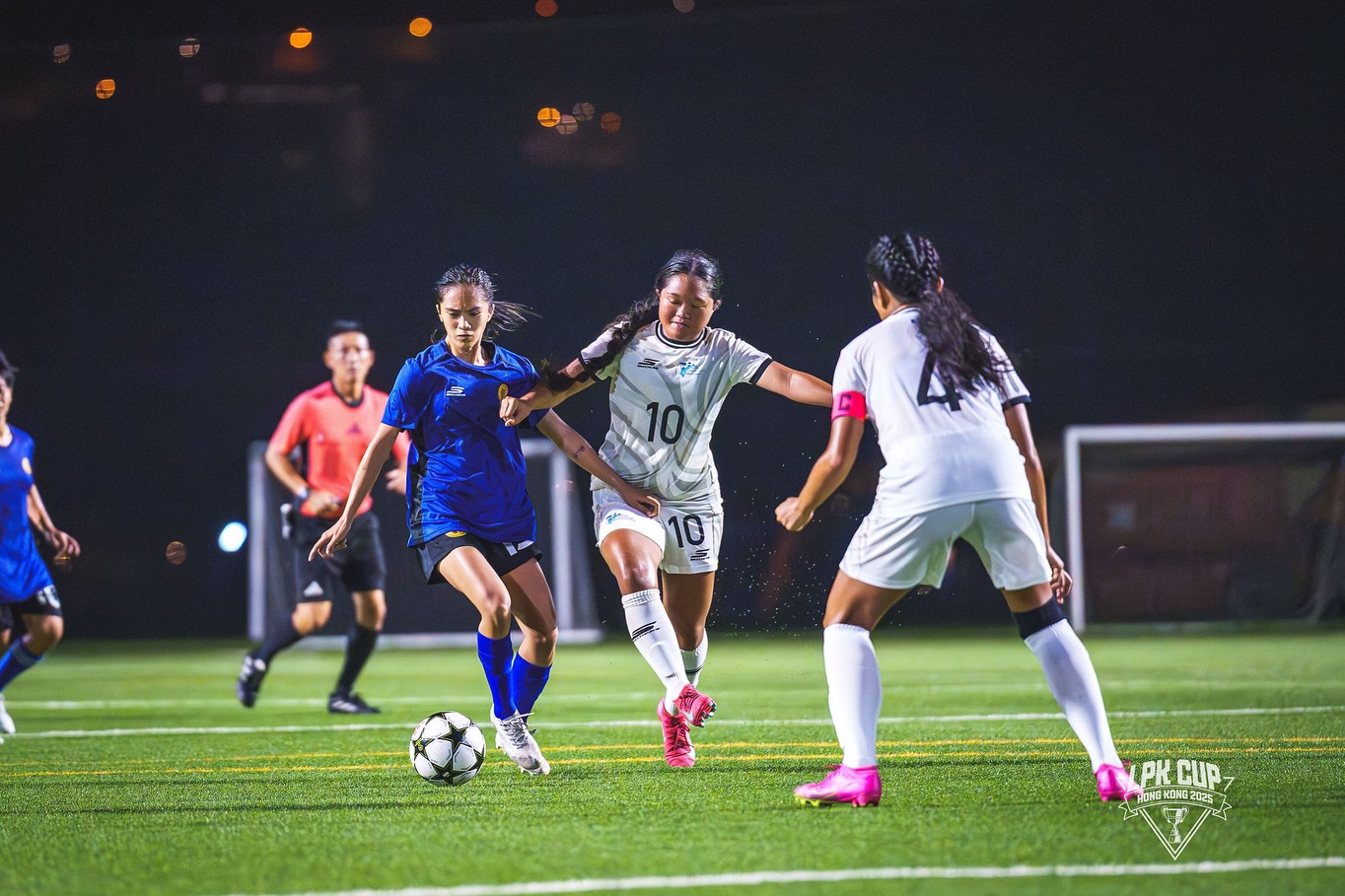 No photo description available.