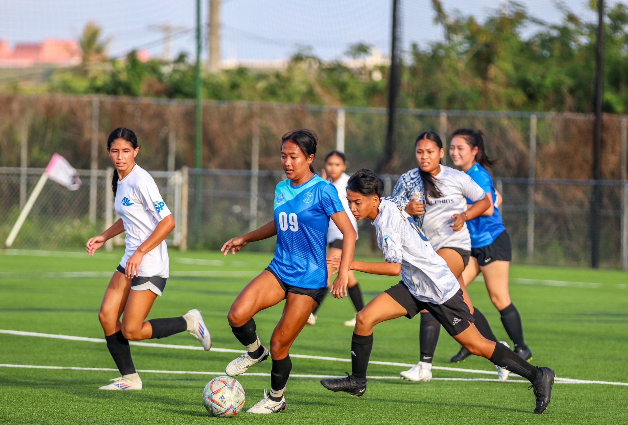 No photo description available.