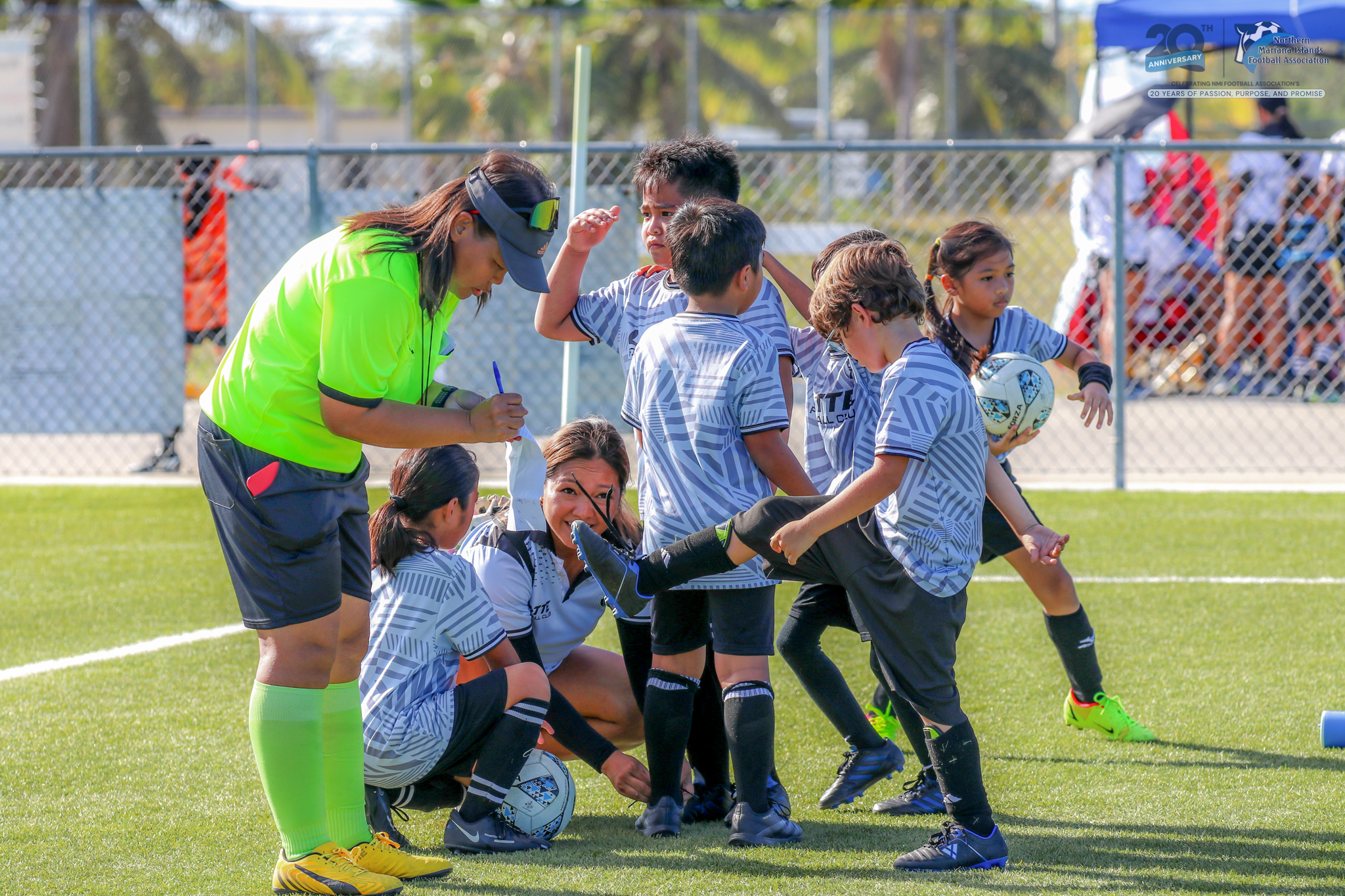 No photo description available.