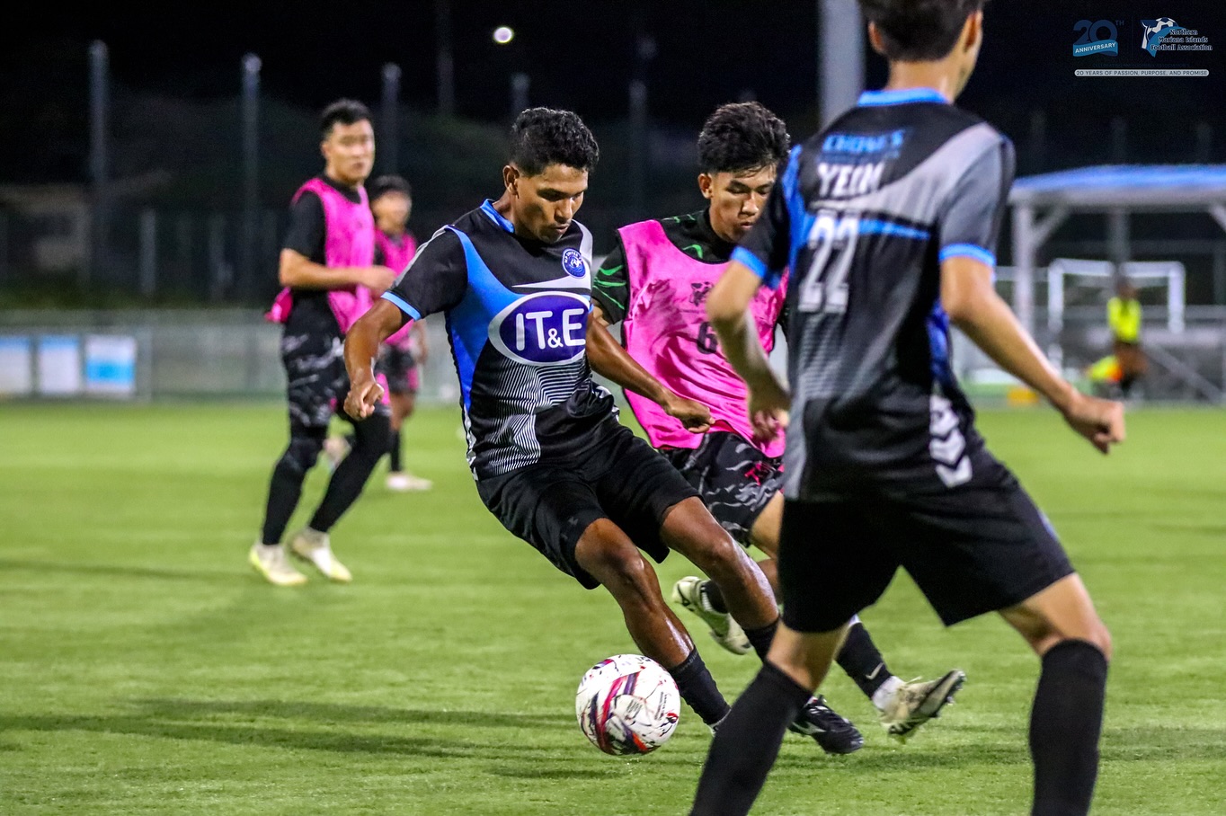 No photo description available.