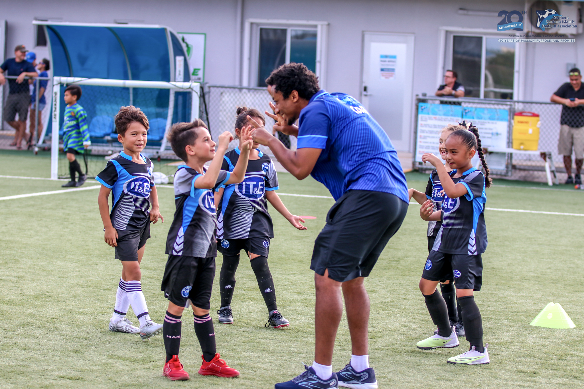 No photo description available.