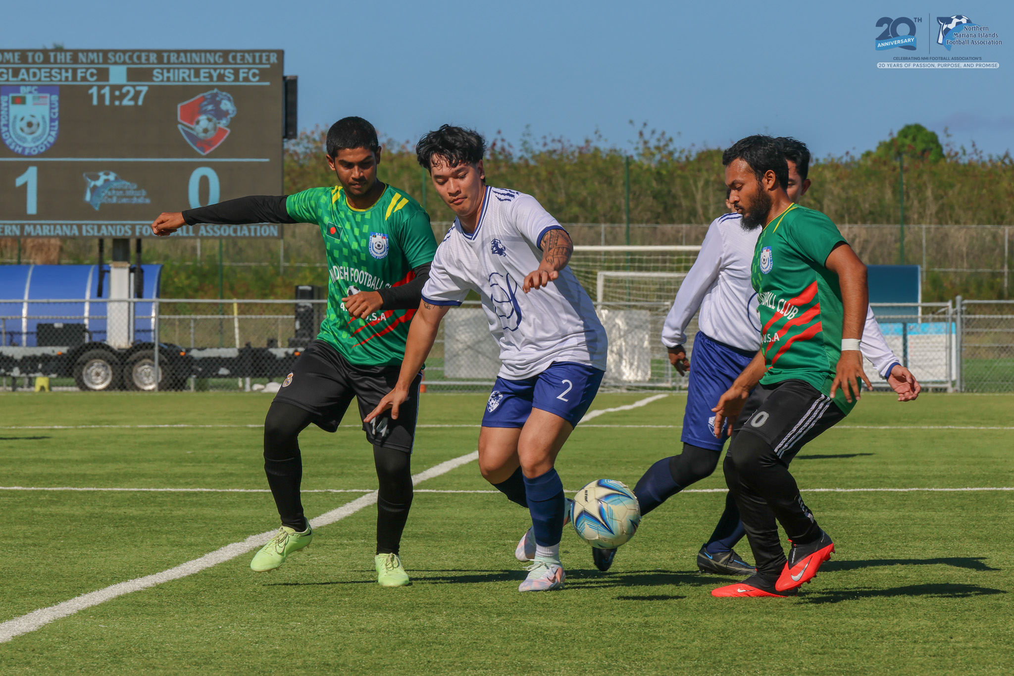 No photo description available.