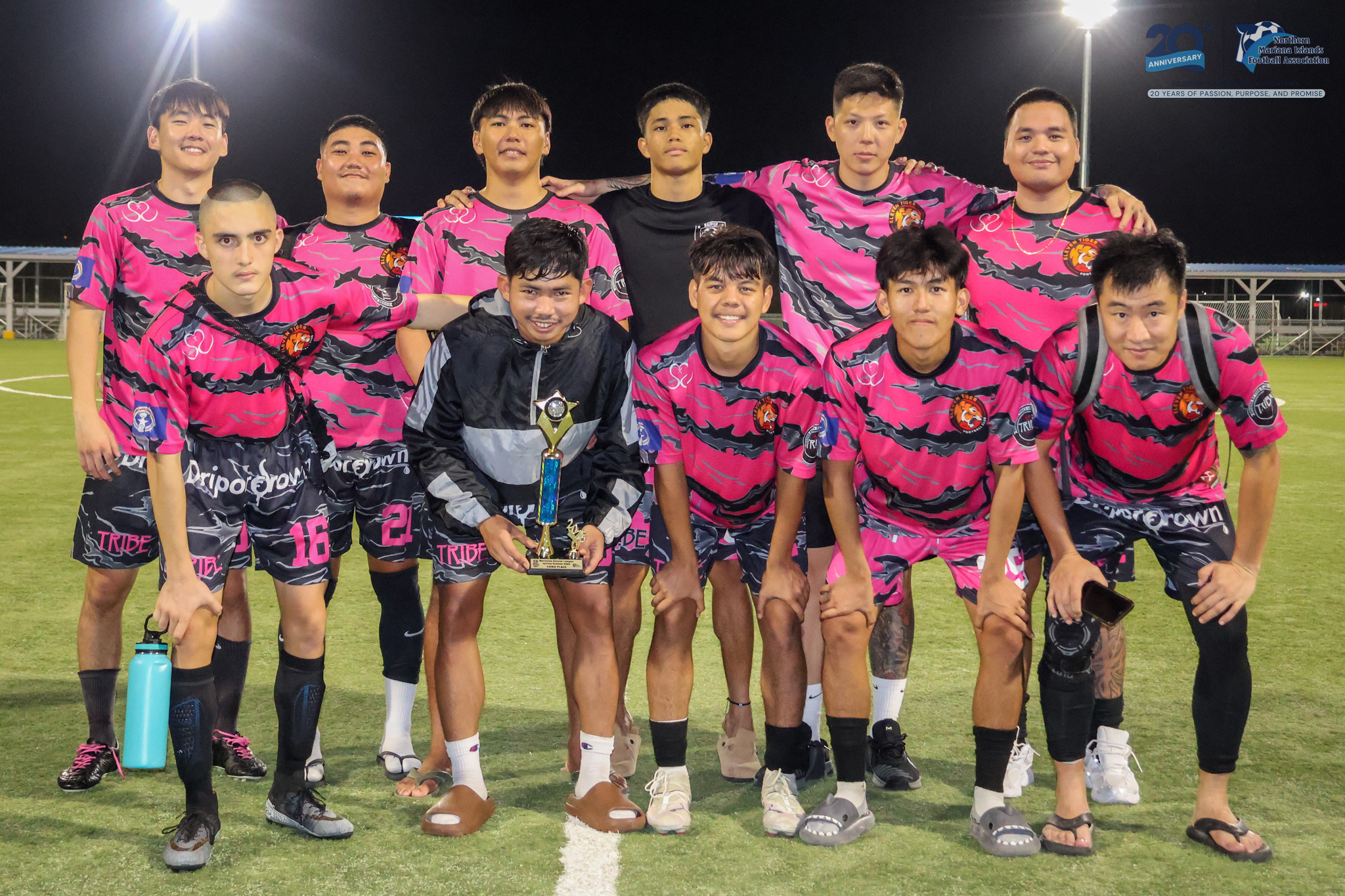 No photo description available.