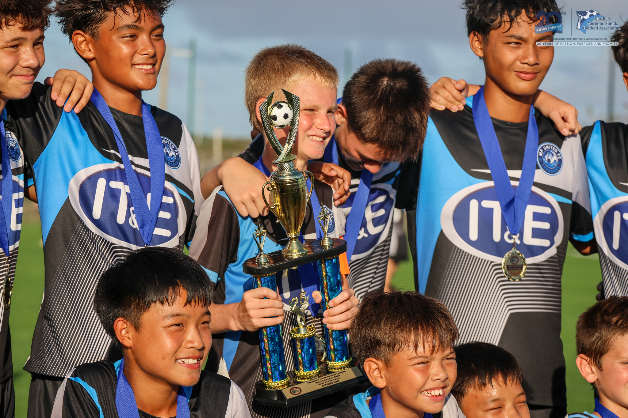 No photo description available.