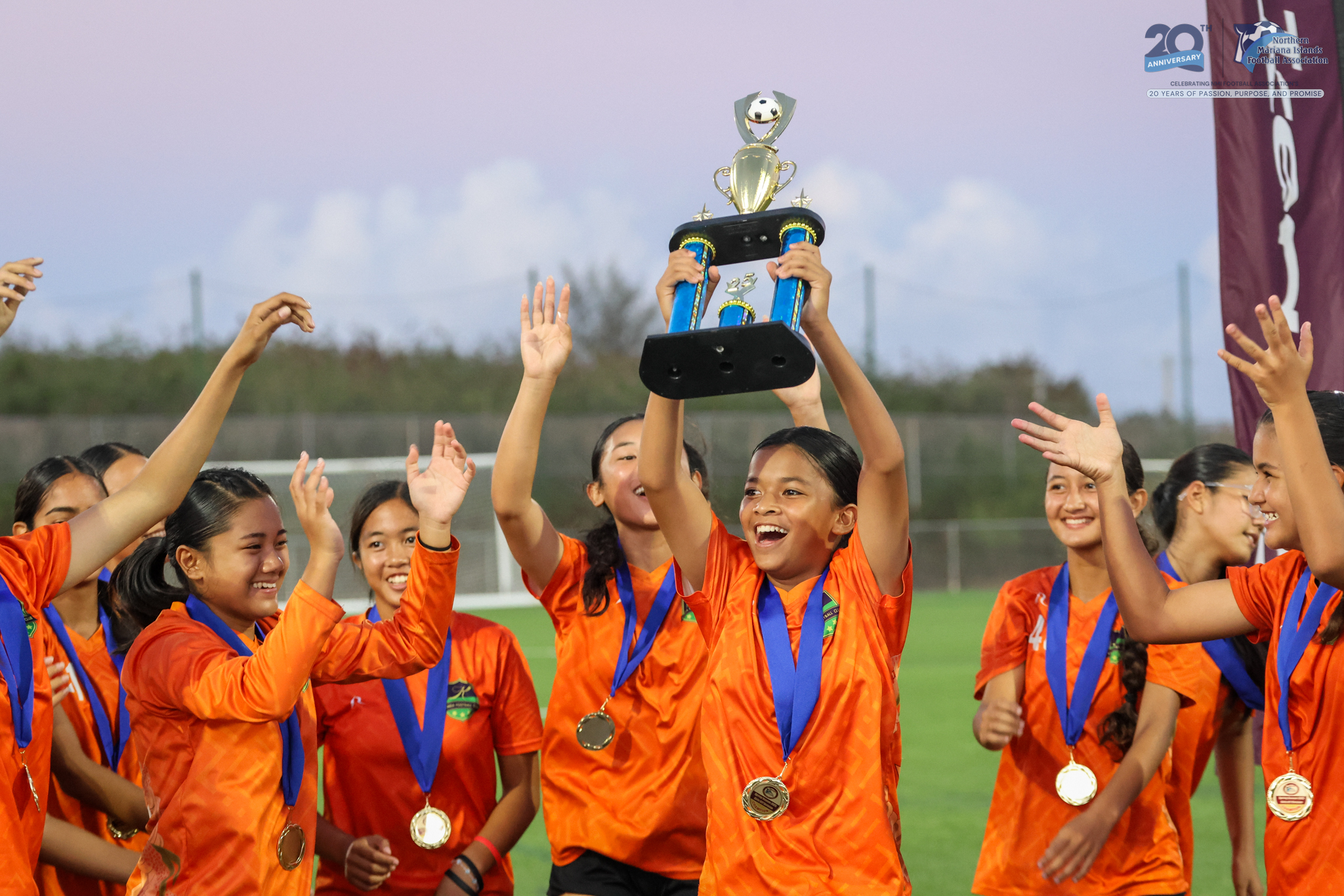 No photo description available.