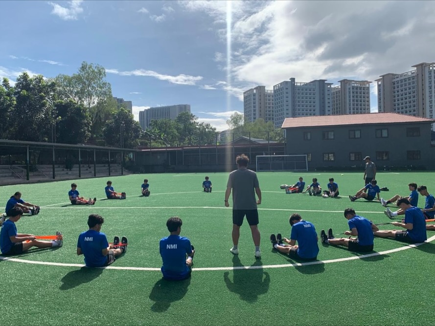 No photo description available.